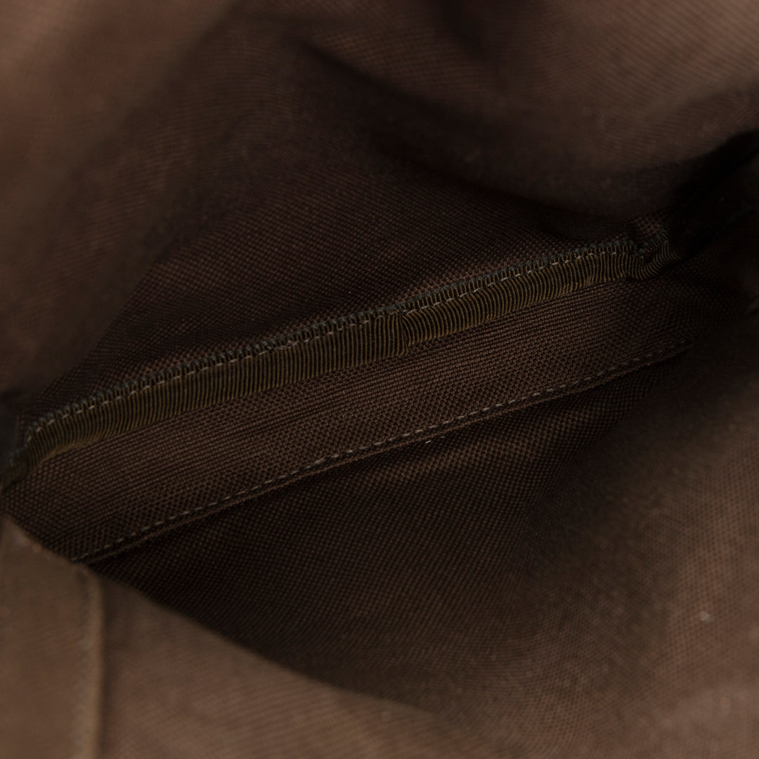 GUCCI GG Supreme Monogram  Sling Bag - Forest Green