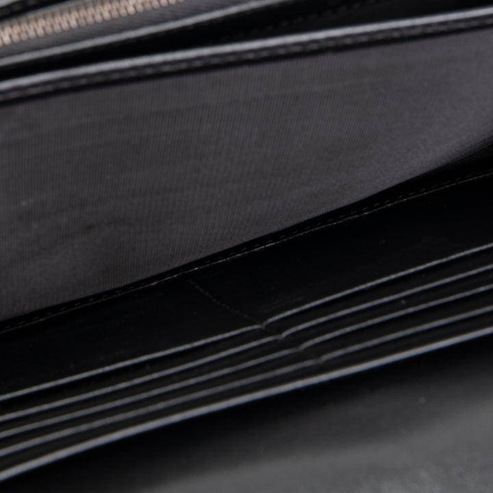 GUCCI Matelasse GG Marmont Wallet on Chain - Black