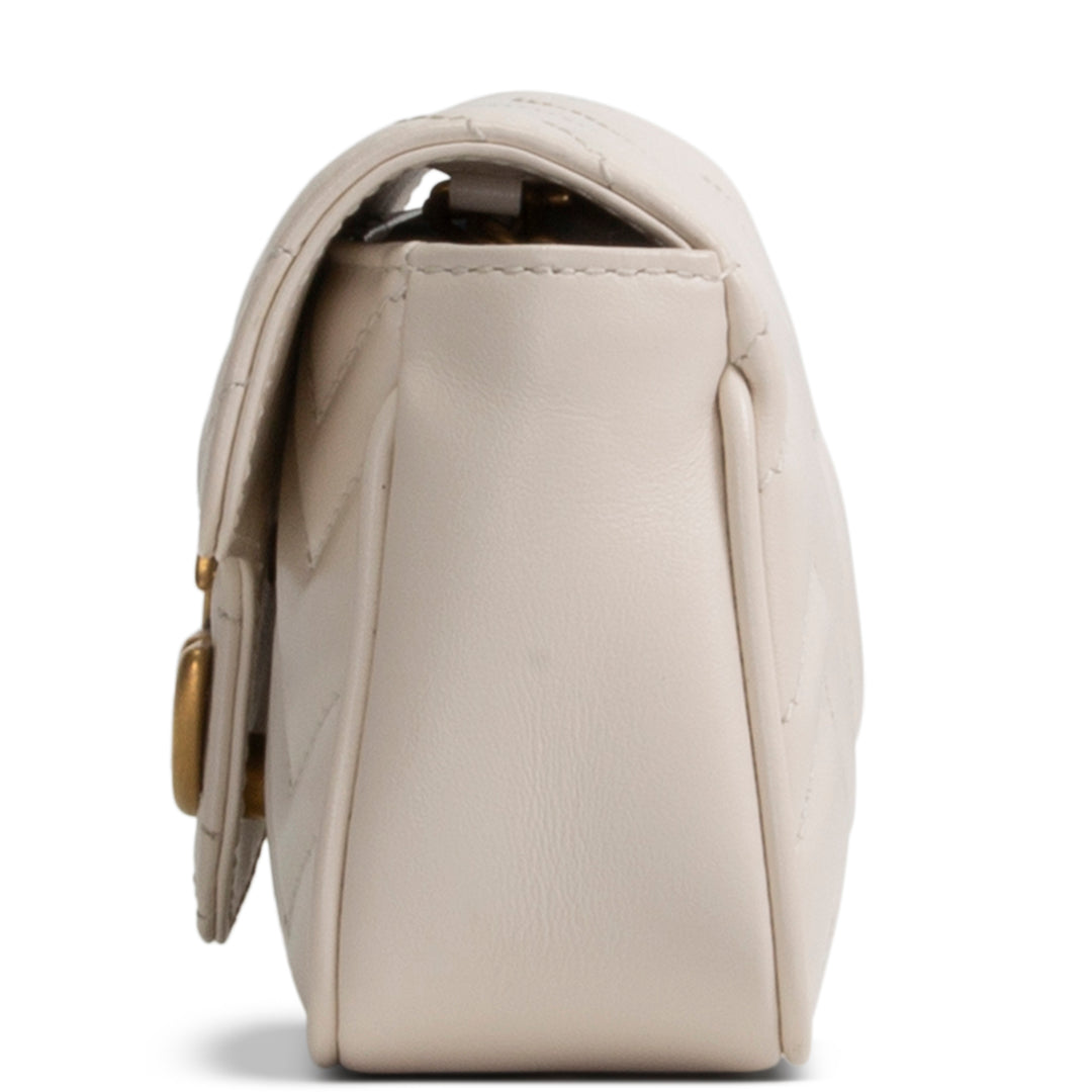 GUCCI Super Mini GG Marmont - White