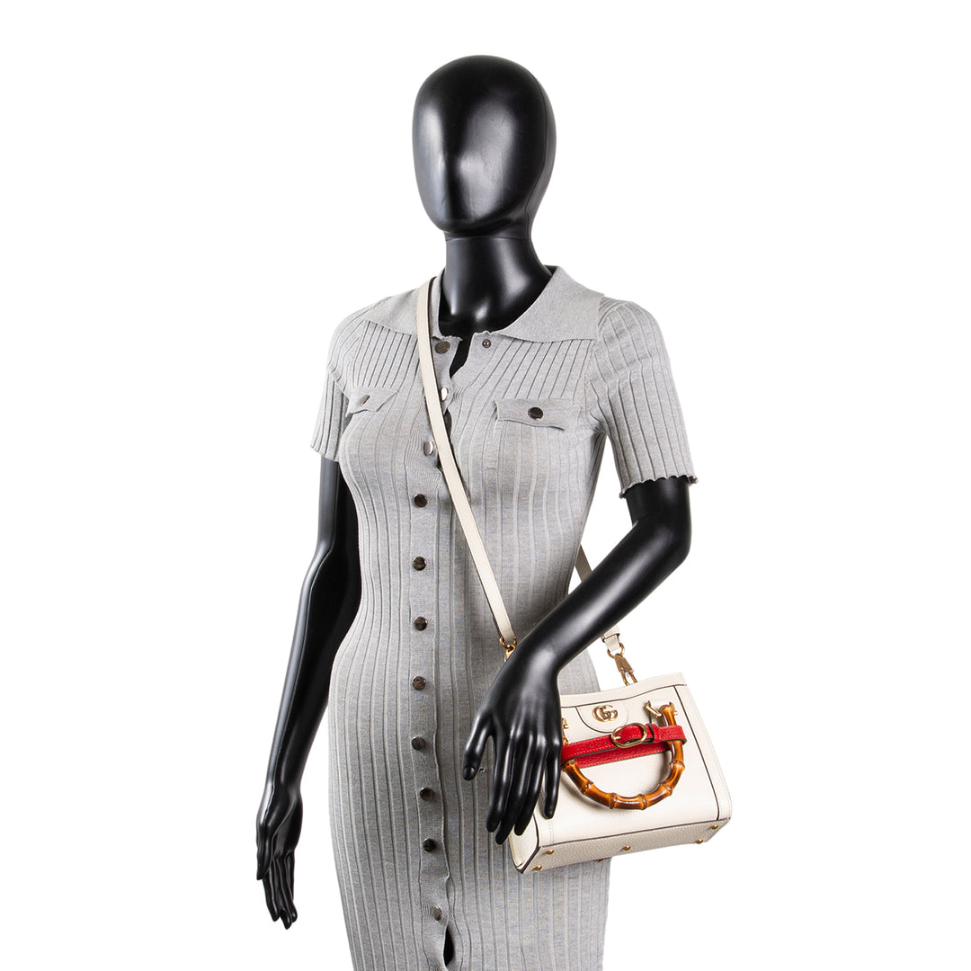 GUCCI Small Diana Bamboo Top Handle Bag - Ivory