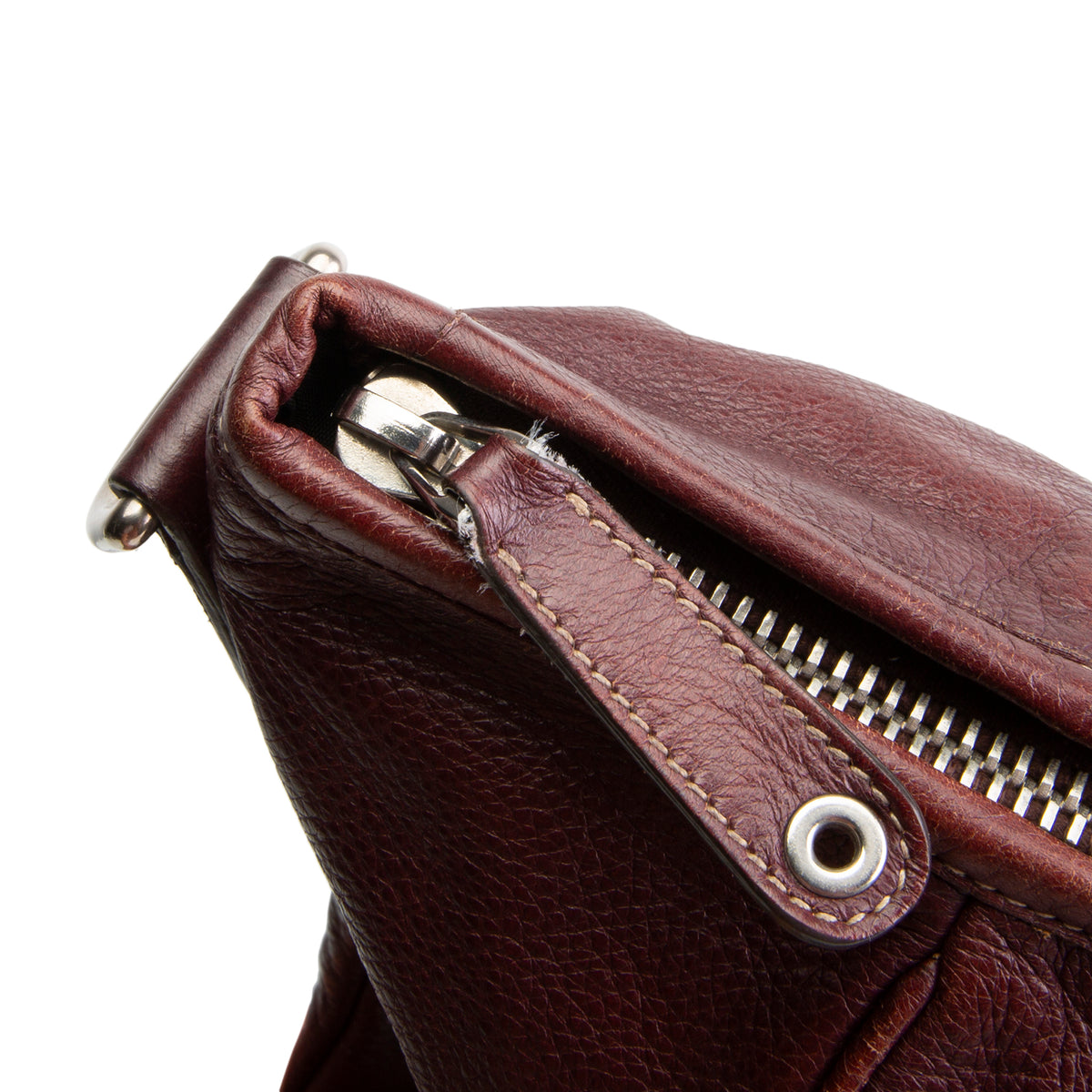 GUCCI Leather Crest Messenger - Burgundy