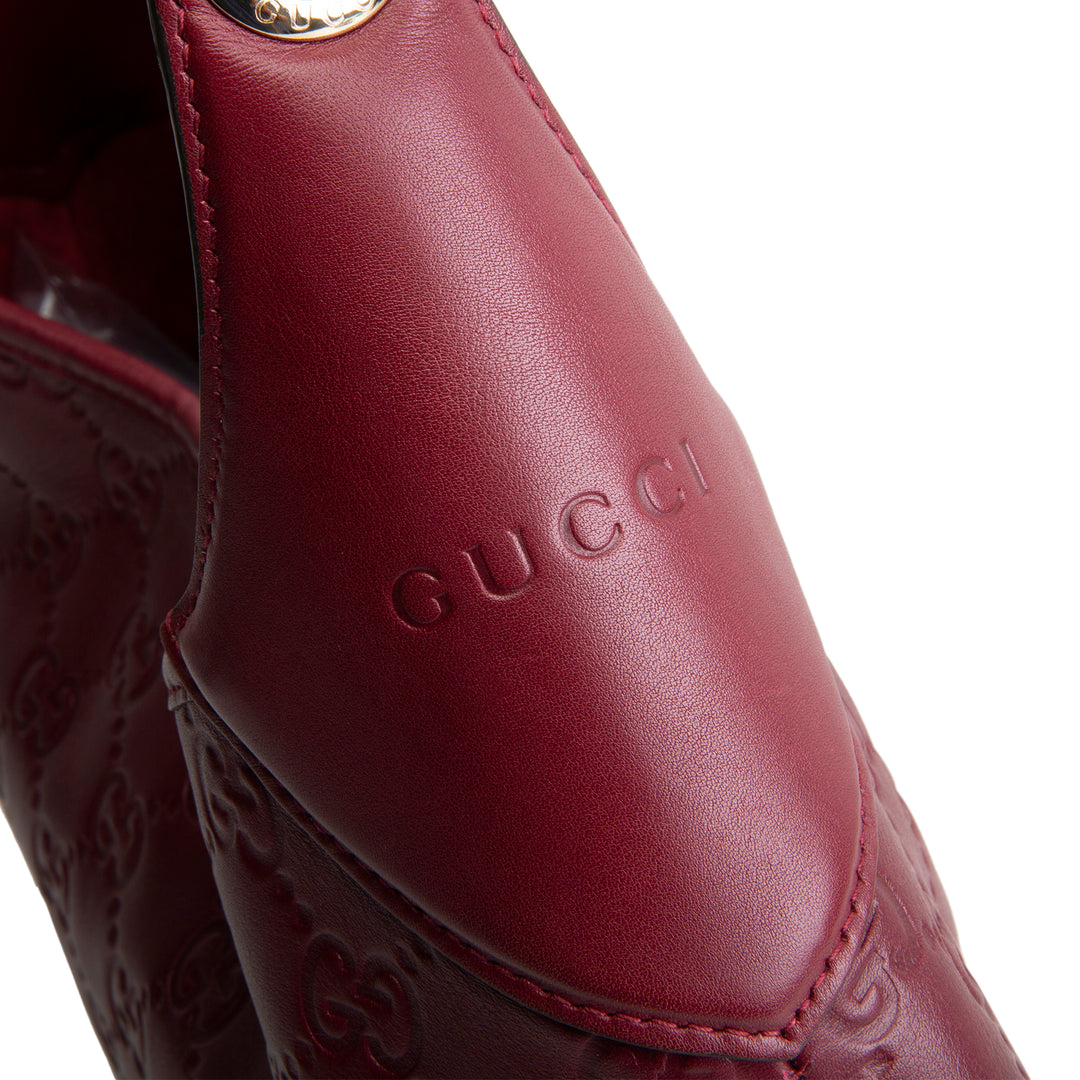 GUCCI Embossed B Medium Shoulder Bag - Bordeaux (Wine)