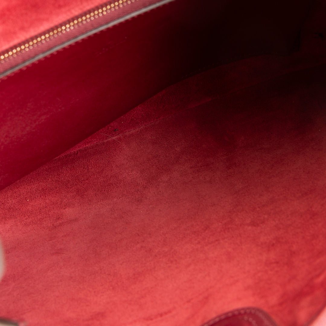 GUCCI Embossed B Medium Shoulder Bag - Bordeaux (Wine)