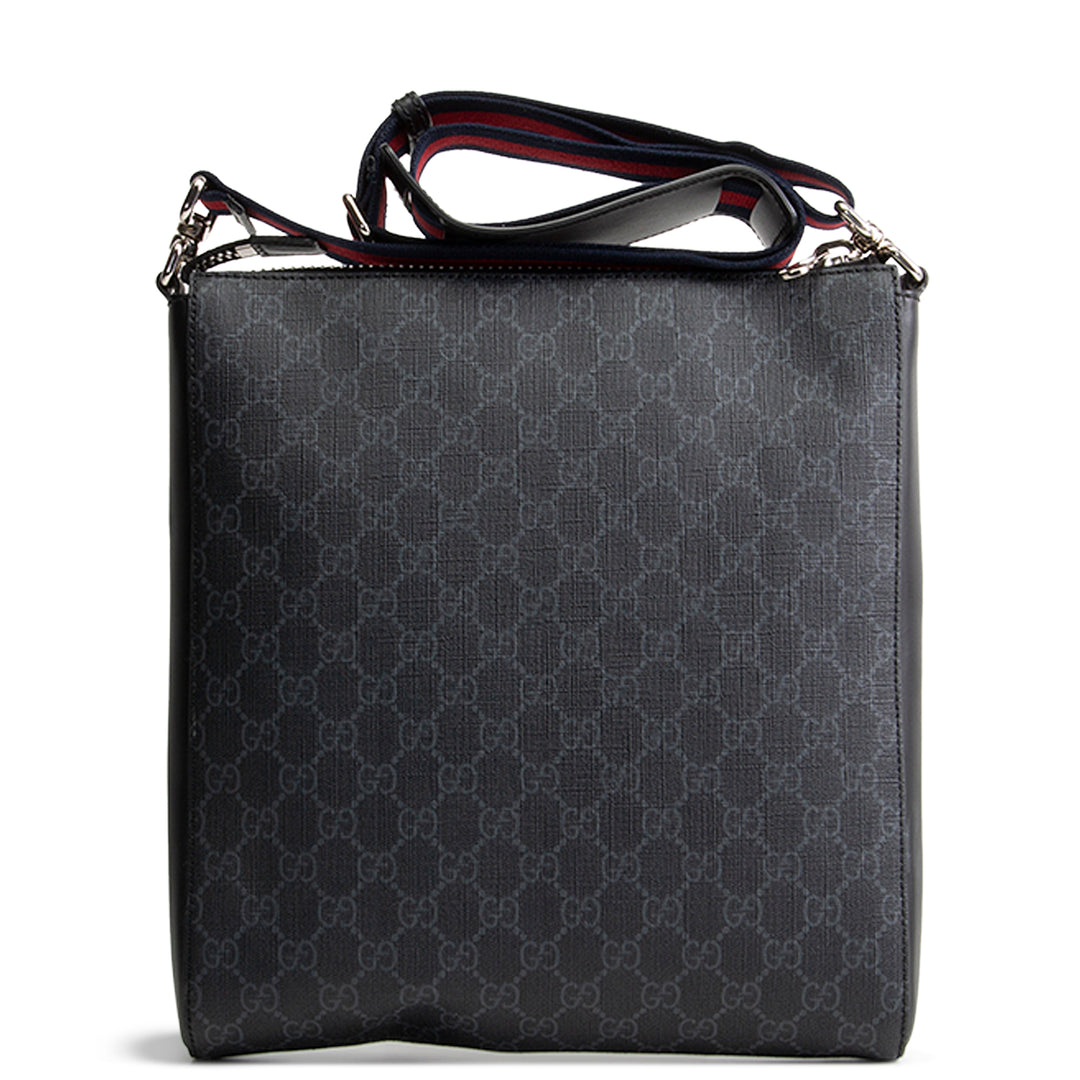 GUCCI GG Supreme Messenger - Black