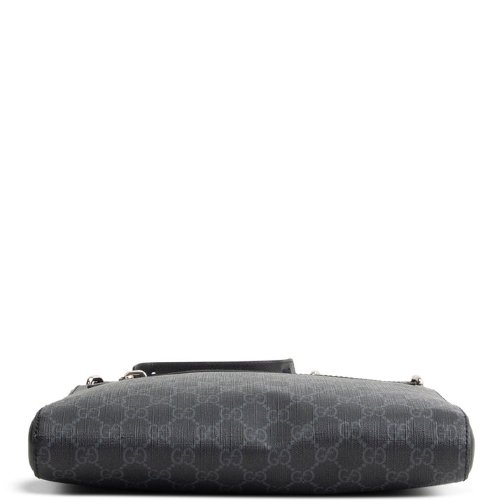 GUCCI GG Supreme Messenger - Black