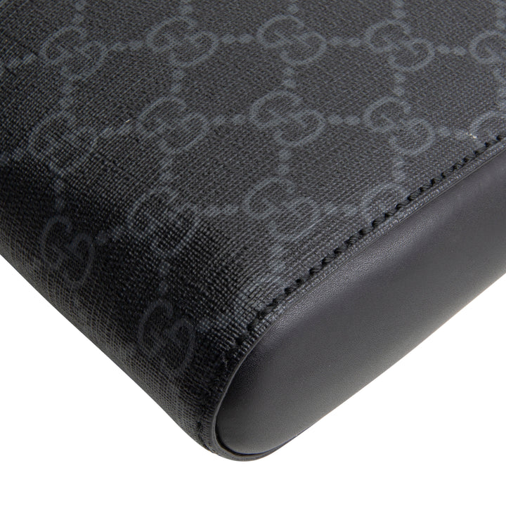GUCCI GG Supreme Messenger - Black