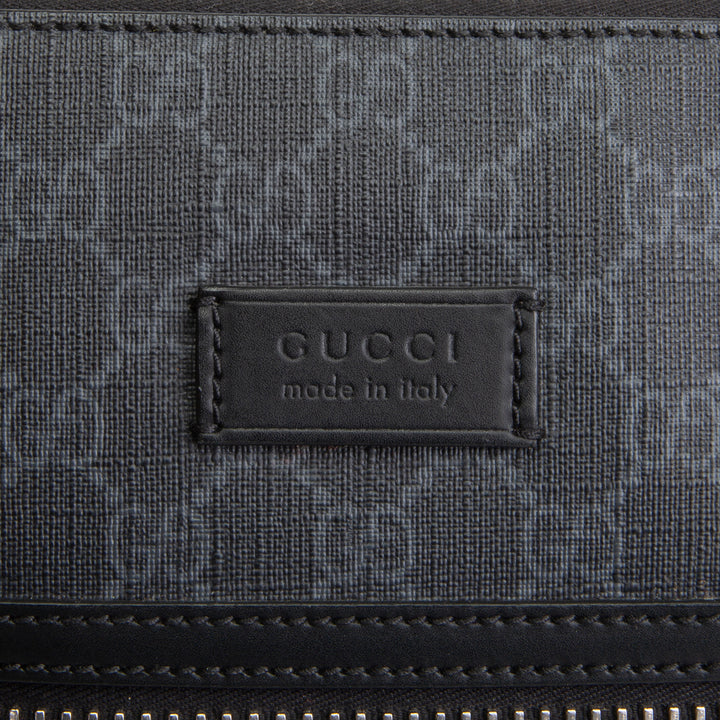 GUCCI GG Supreme Messenger - Black