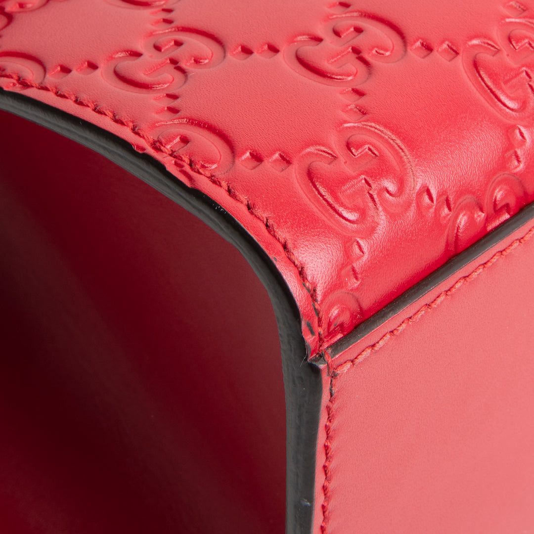 GUCCI Guccissima Medium Padlock Shoulder Bag - Red