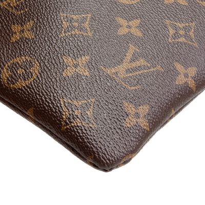 LOUIS VUITTON Monogram Daily Pouch