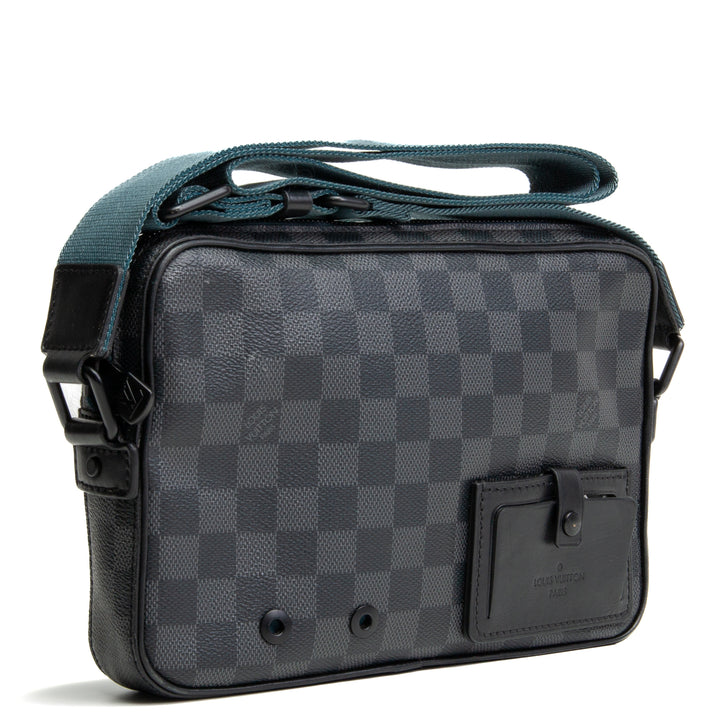 LOUIS VUITTON  Damier Graphite Alpha Messenger Bag OUTLET FINAL SALE