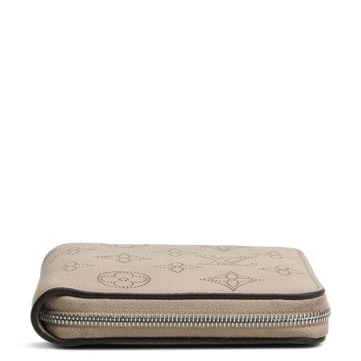 LOUIS VUITTON Mahina Zippy Compact Wallet - Turtledove