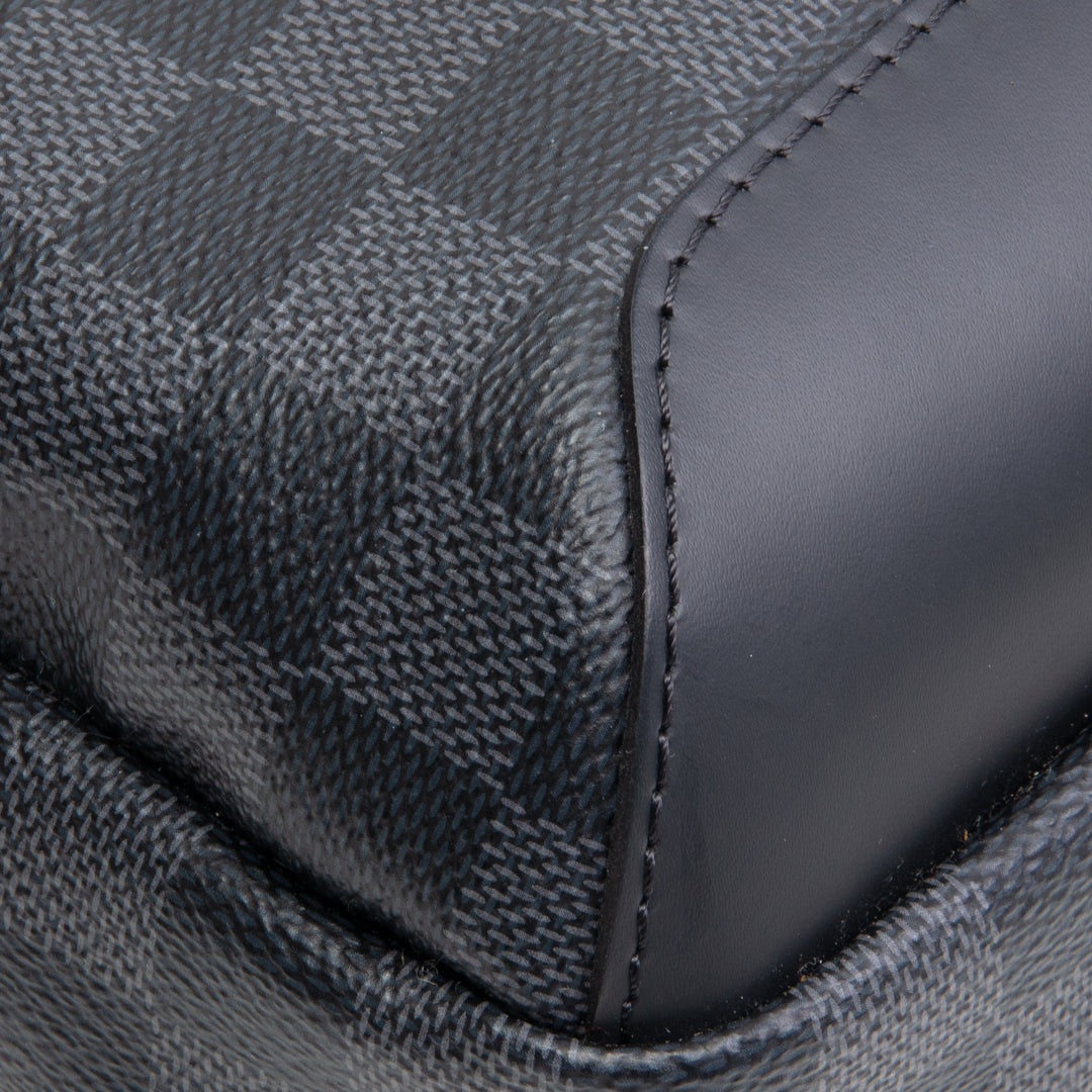 LOUIS VUITTON Avenue Sling - Damier Graphite