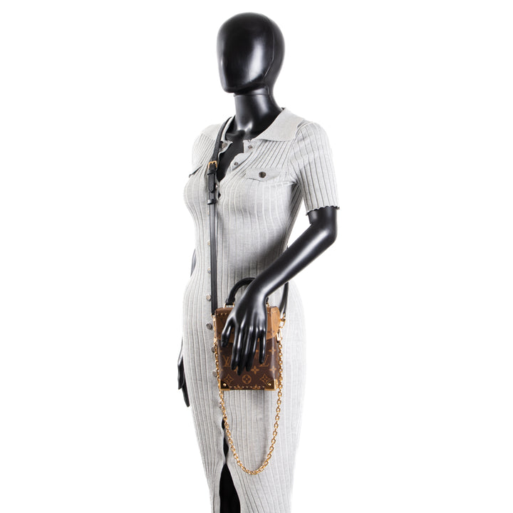 LOUIS VUITTON Camera Box Reverse Monogram