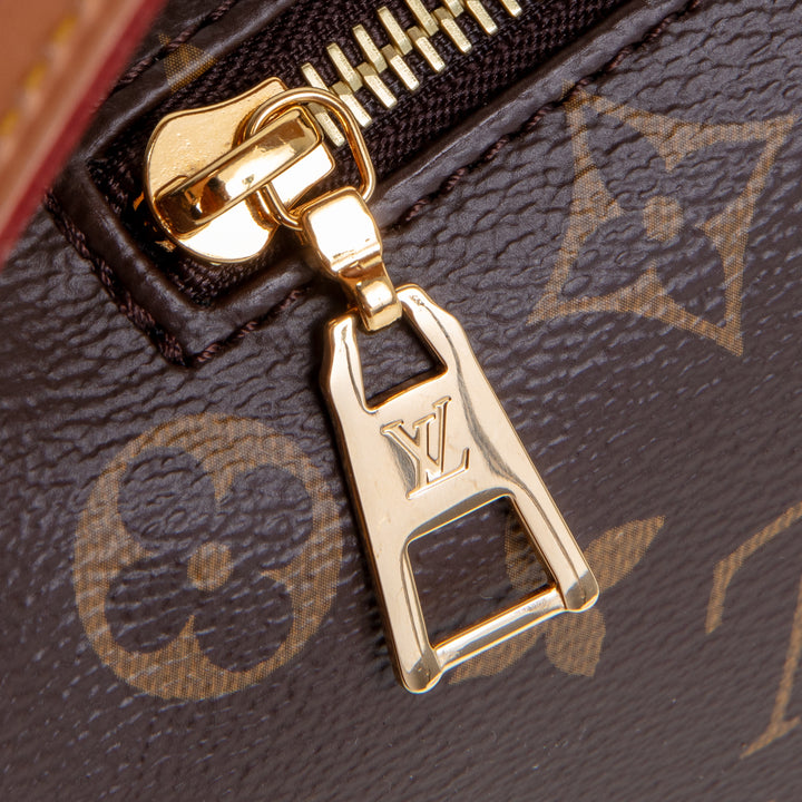 LOUIS VUITTON Monogram Bumbag