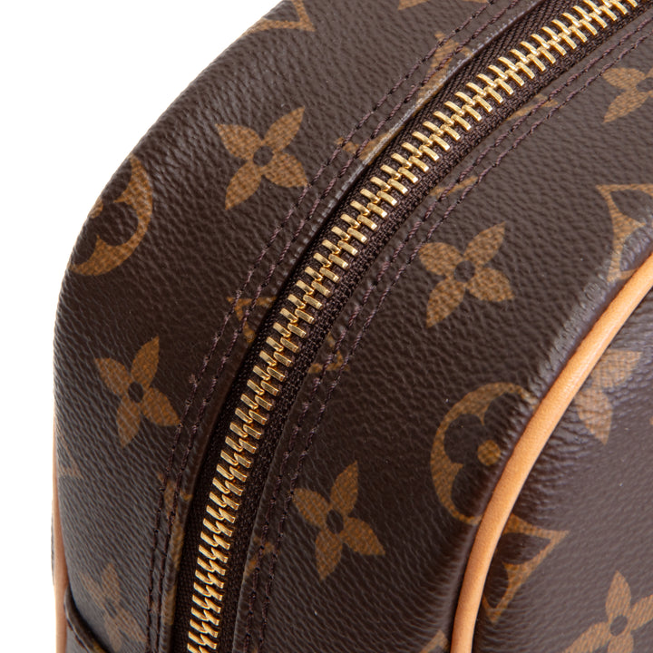 LOUIS VUITTON Toiletry Bag Monogram 25
