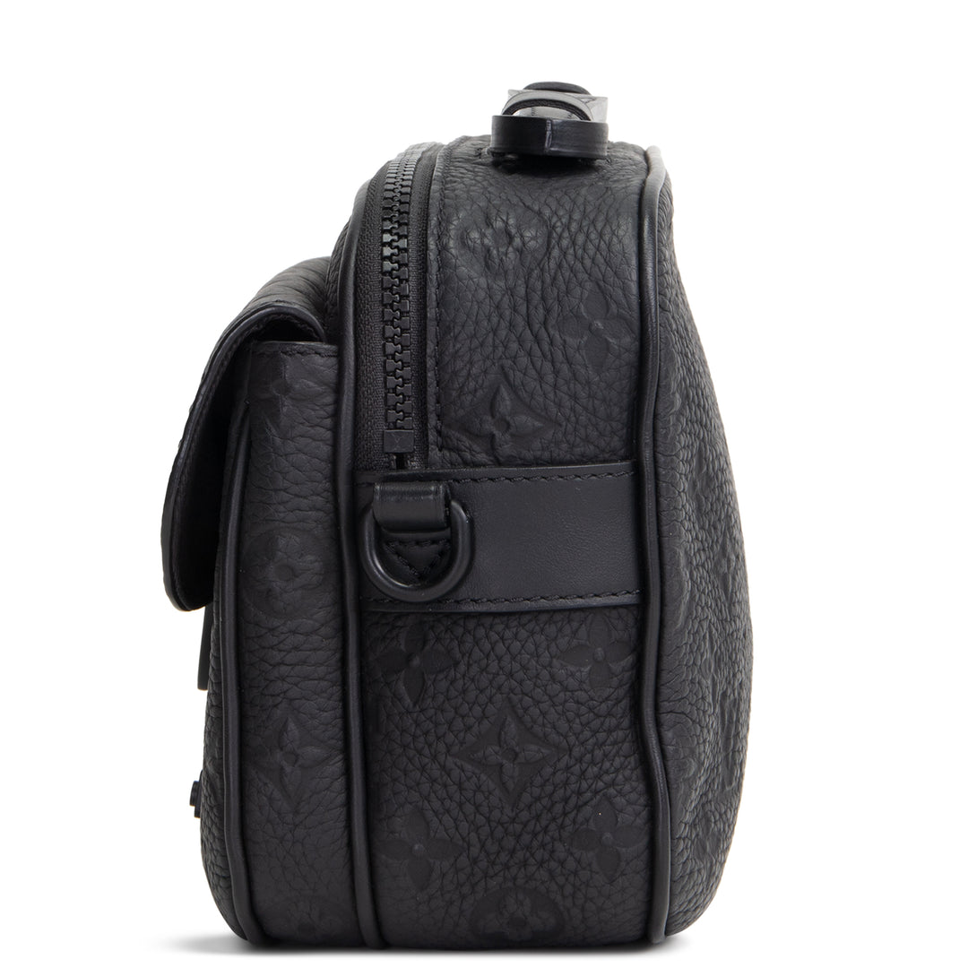 LOUIS VUITTON Taurillon S Lock Messenger - Black