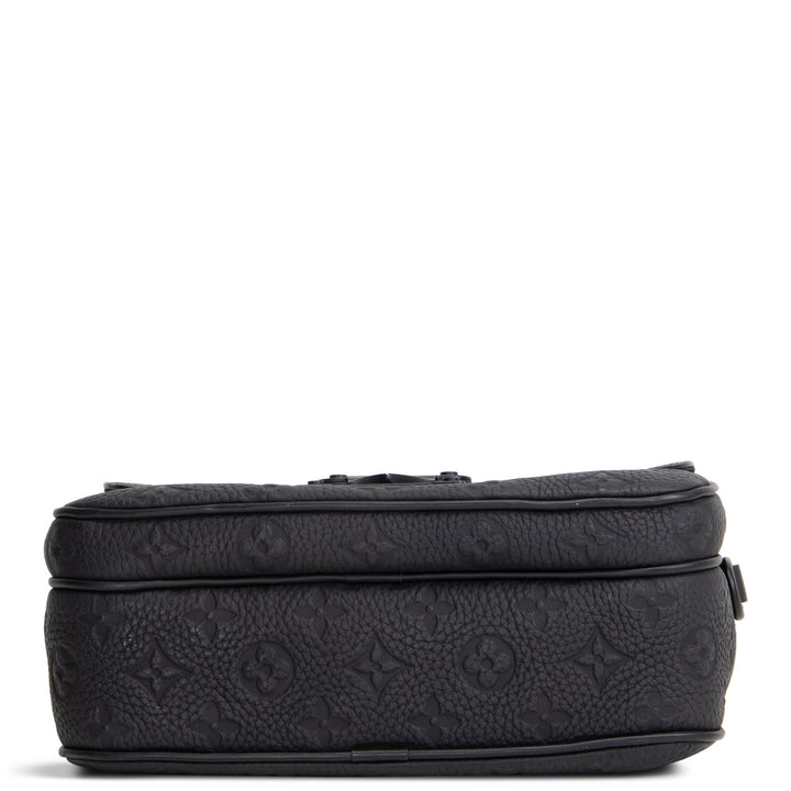 LOUIS VUITTON Taurillon S Lock Messenger - Black
