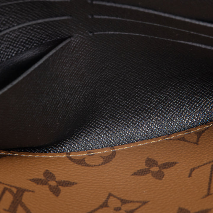LOUIS VUITTON Reverse Monogram Sarah Wallet