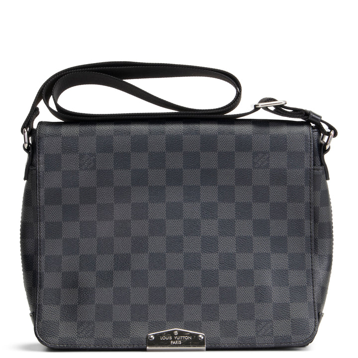 LOUIS VUITTON Damier Graphite District Messenger PM