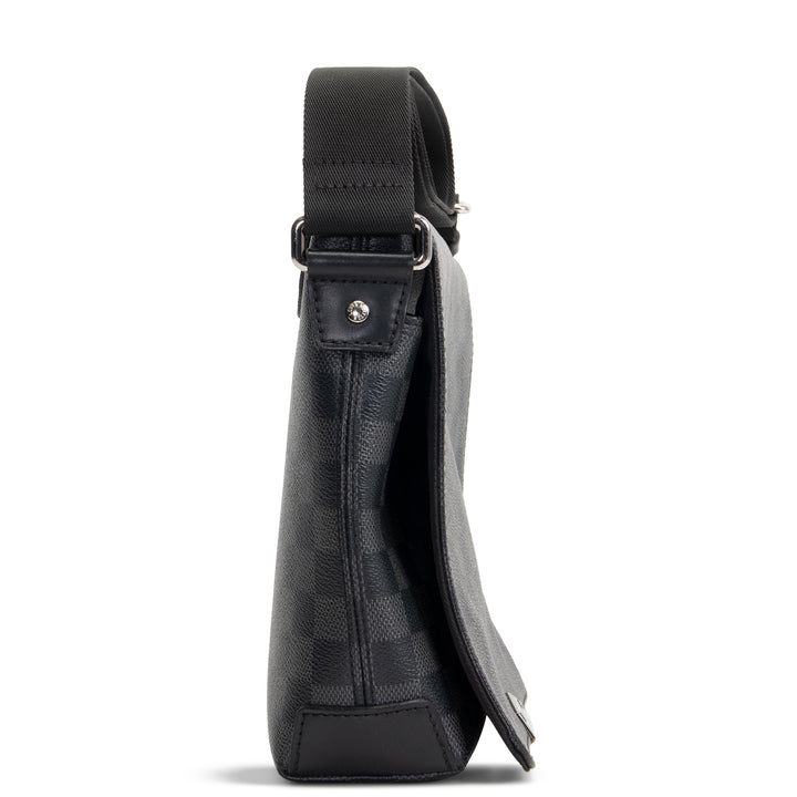 LOUIS VUITTON Damier Graphite District Messenger PM