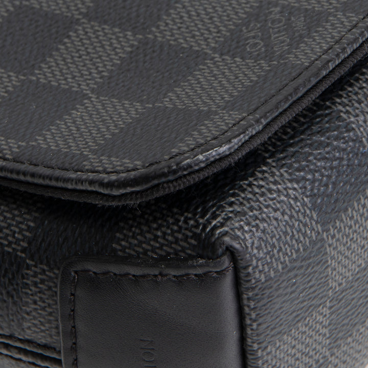 LOUIS VUITTON Damier Graphite District Messenger PM
