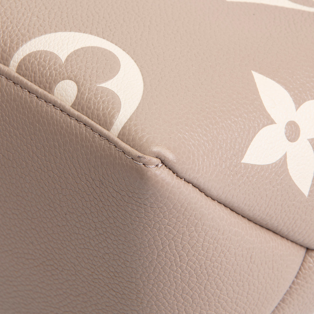 LOUIS VUITTON Monogram Empreinte Bicolor Petit Palais - Dove/Cream