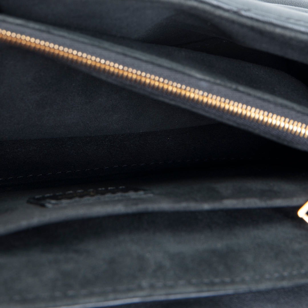 LOUIS VUITTON New Wave Chain Bag -Black