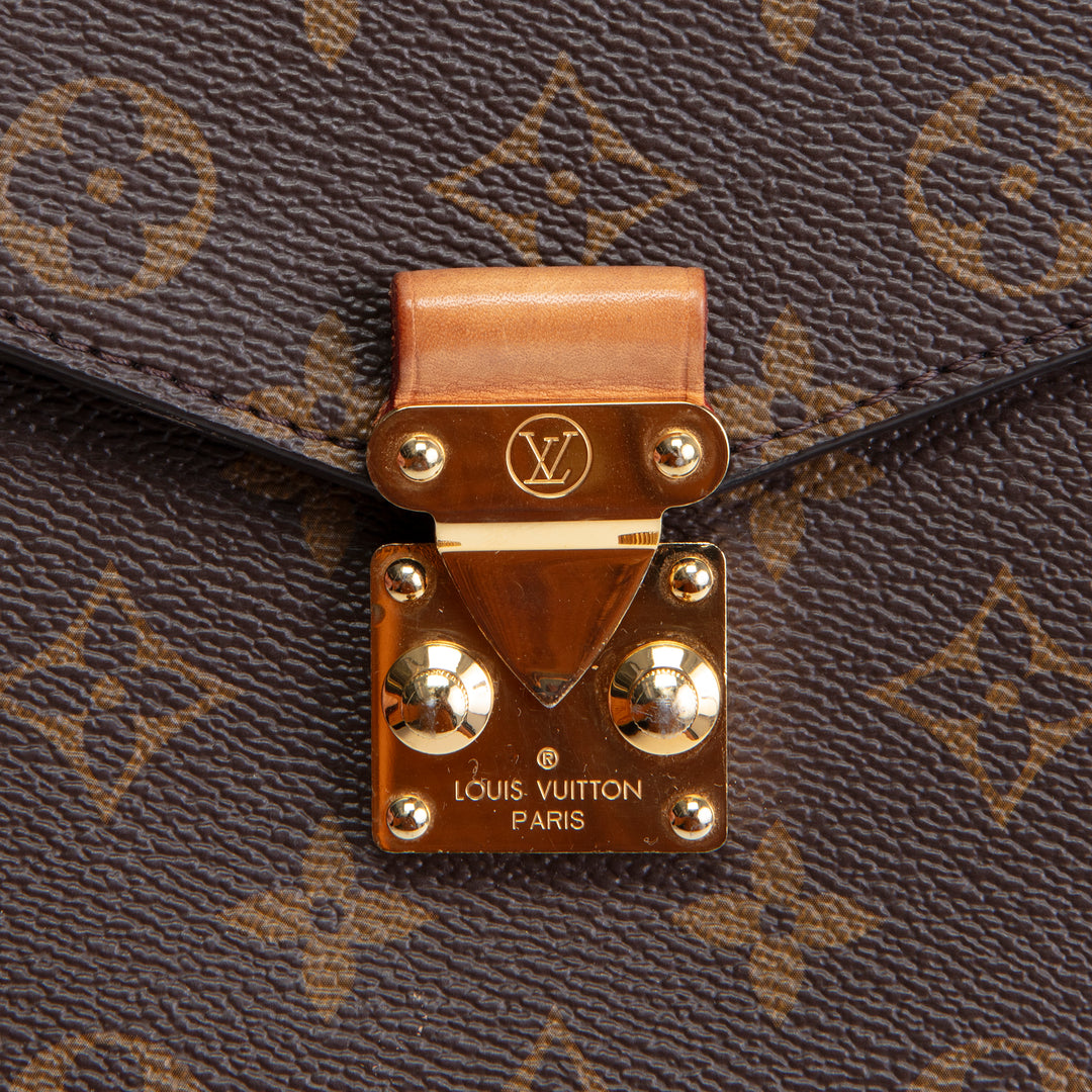 LOUIS VUITTON Monogram Pochette Metis