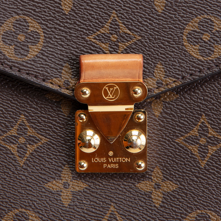 LOUIS VUITTON Monogram Pochette Metis