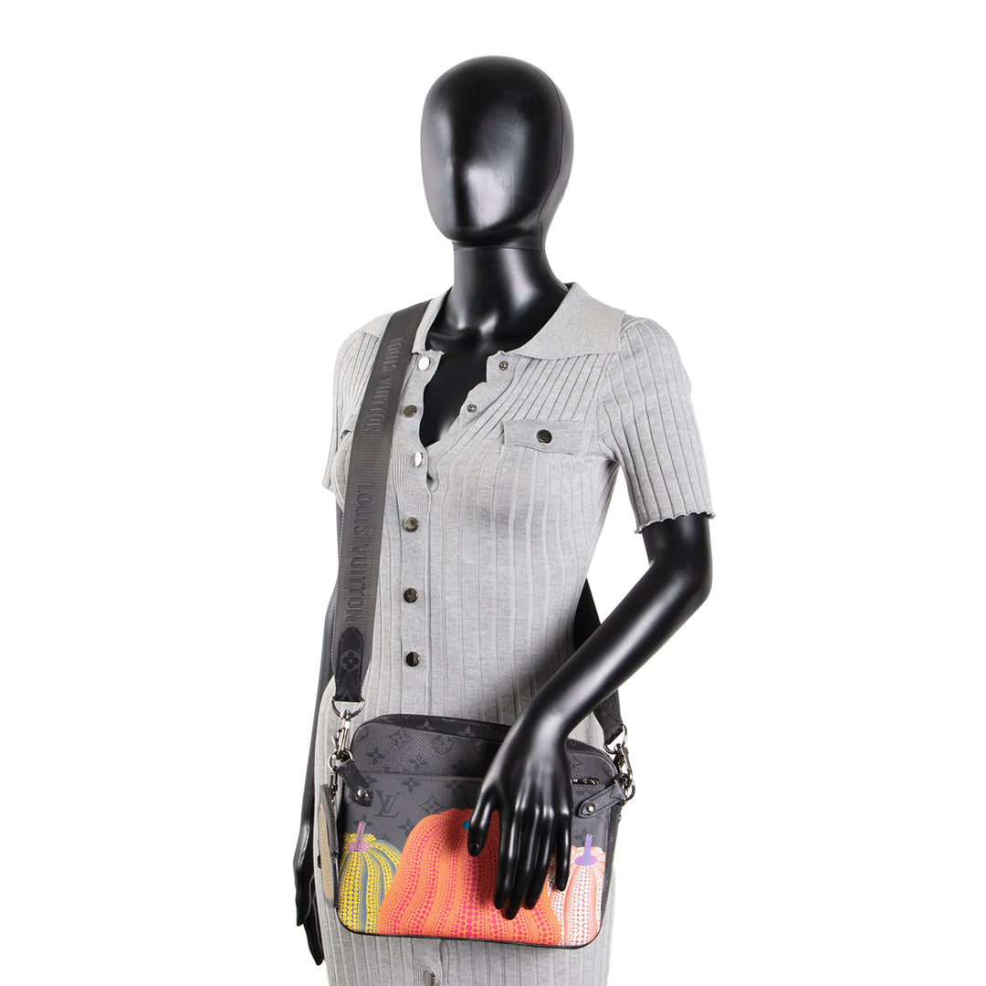 LOUIS VUITTON x Yayoi Kusama Monogram Eclipse Trio Messenger