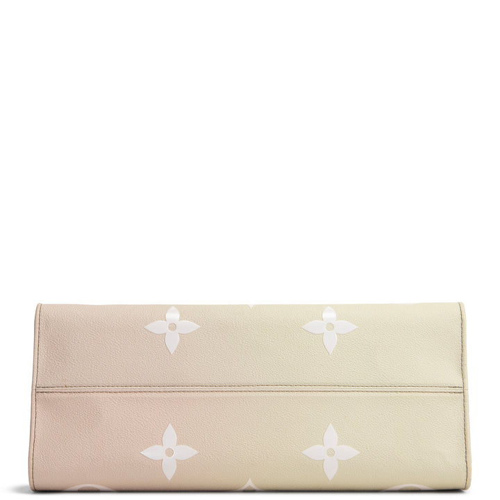LOUIS VUITTON OnTheGo MM Giant Monogram - Spring In The City Sunset Khaki