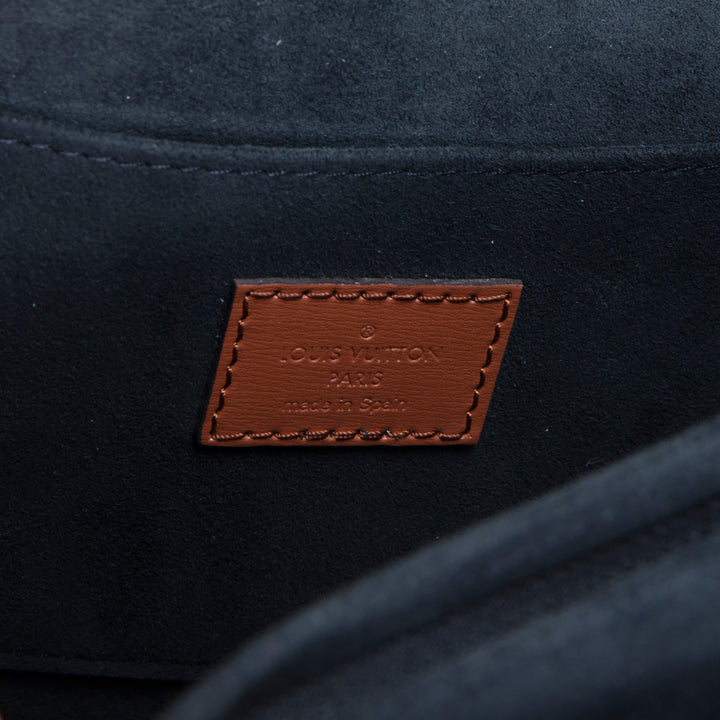 LOUIS VUITTON Reverse Monogram Dauphine MM