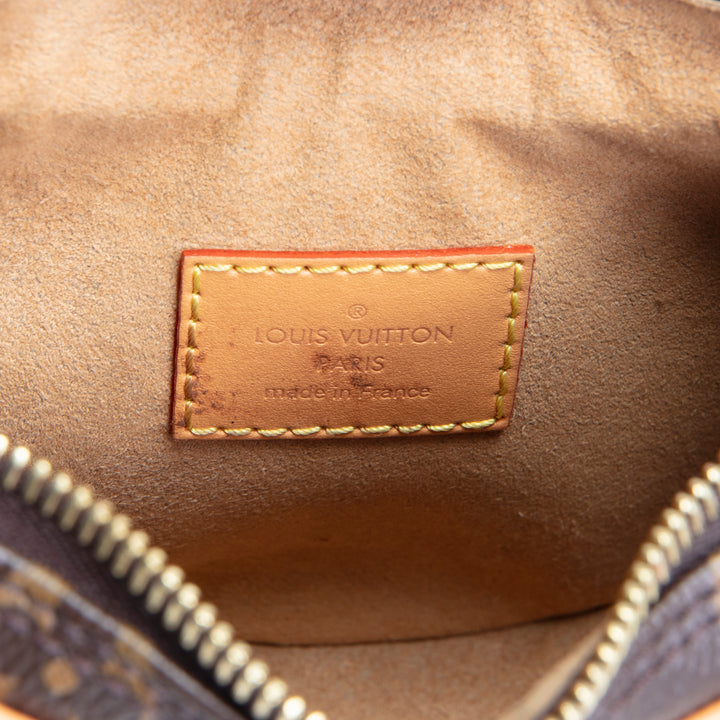 LOUIS VUITTON Monogram Loop