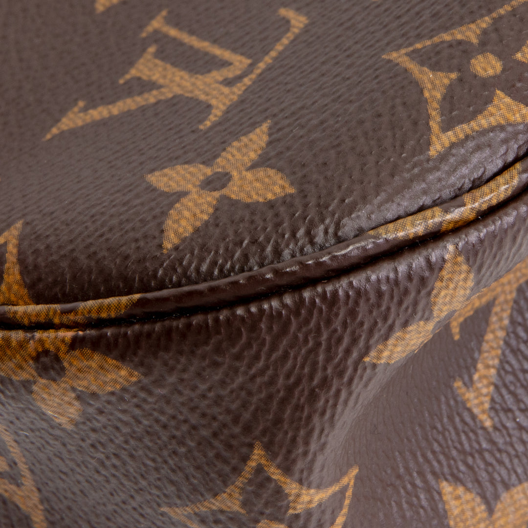 LOUIS VUITTON Monogram Catchy PM