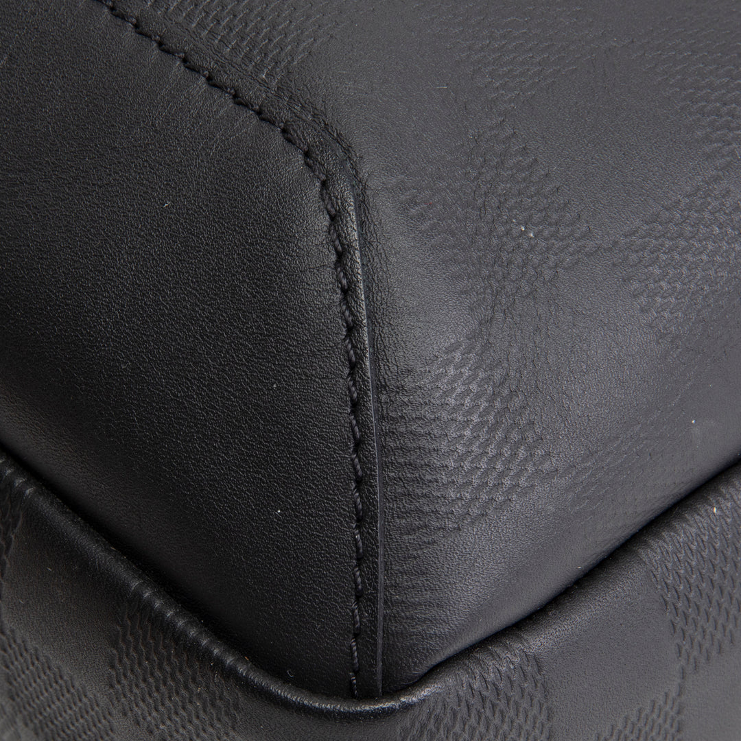 LOUIS VUITTON Damier Infini Avenue Sling - Black