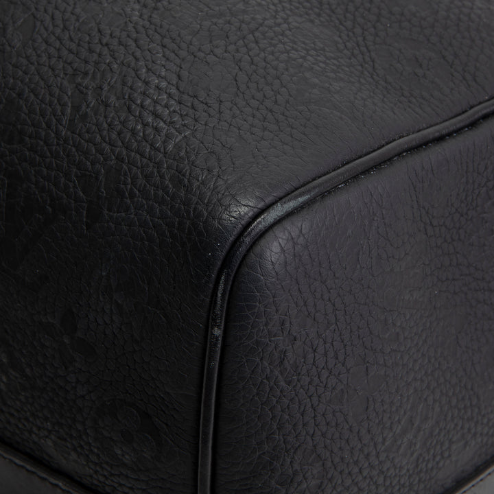 LOUIS VUITTON Taurillon Keepall Bandouliere 50 - Black