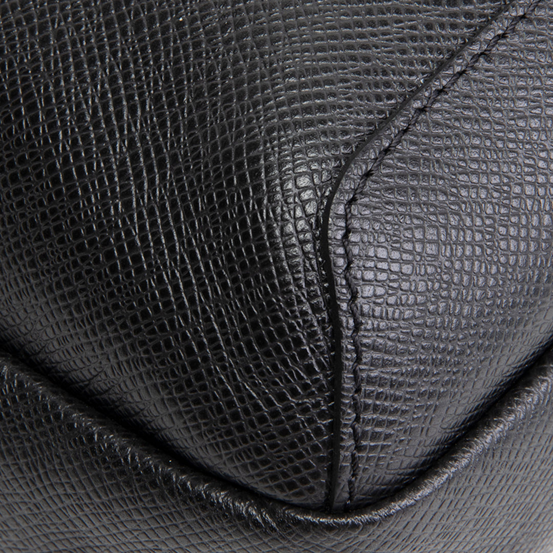 LOUIS VUITTON Taiga Avenue Sling - Black