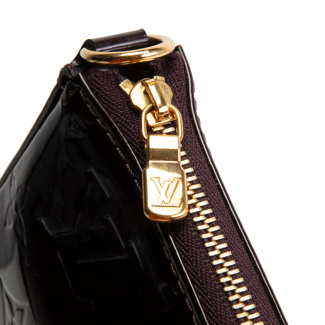LOUIS VUITTON Monogram Vernis Pochette Accessoires  - Amarante