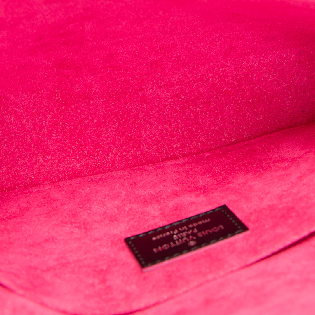 LOUIS VUITTON Epi Felicie Pochette - Black