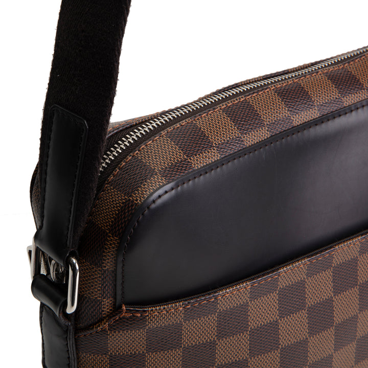 LOUIS VUITTON Damier Ebene Jake Messenger MM