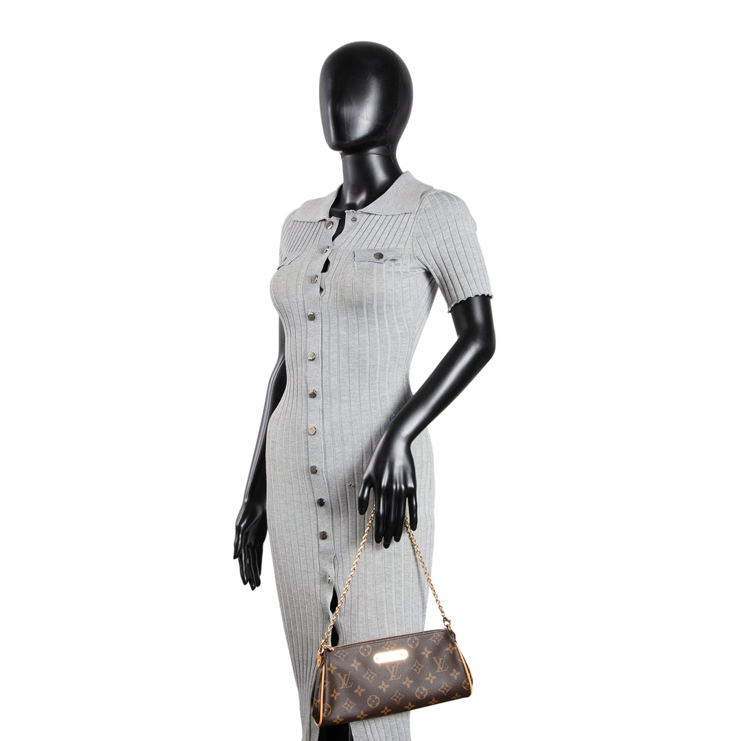 LOUIS VUITTON Pochette Eva Clutch Monogram