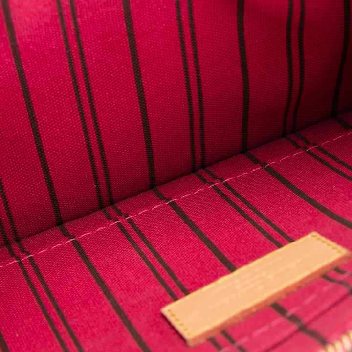 LOUIS VUITTON Monogram Neverfull Pochette