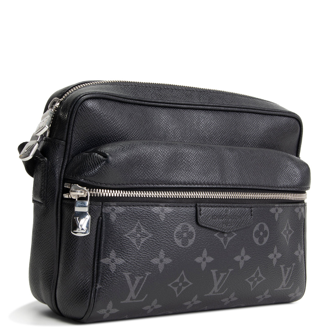 LOUIS VUITTON Taiga Monogram Eclipse Messenger Bag