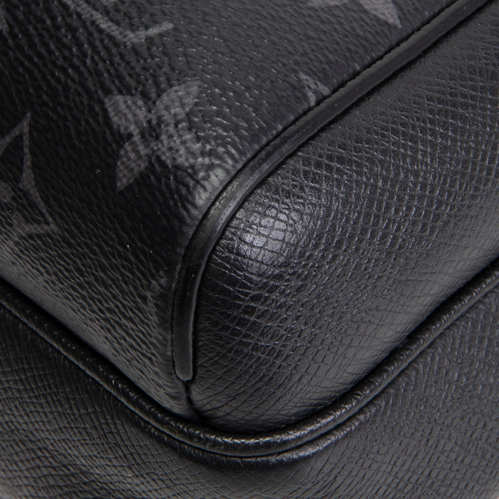 LOUIS VUITTON Taiga Monogram Eclipse Messenger Bag