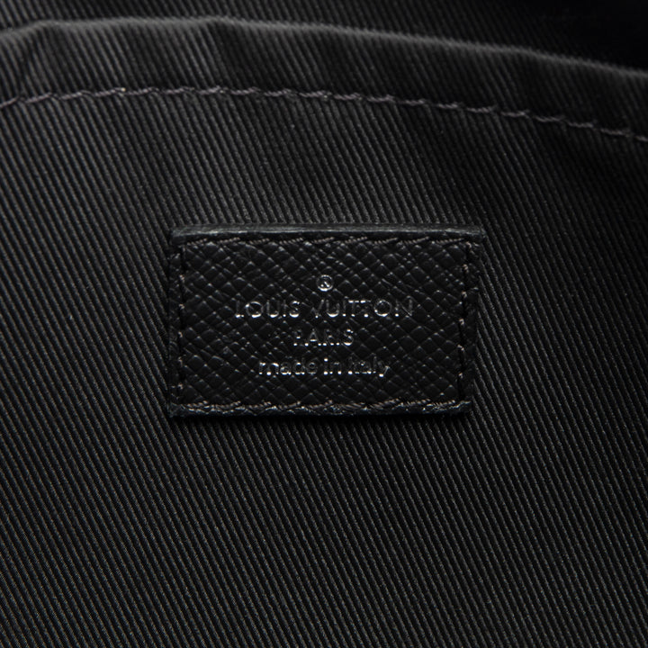 LOUIS VUITTON Taiga Monogram Eclipse Messenger Bag