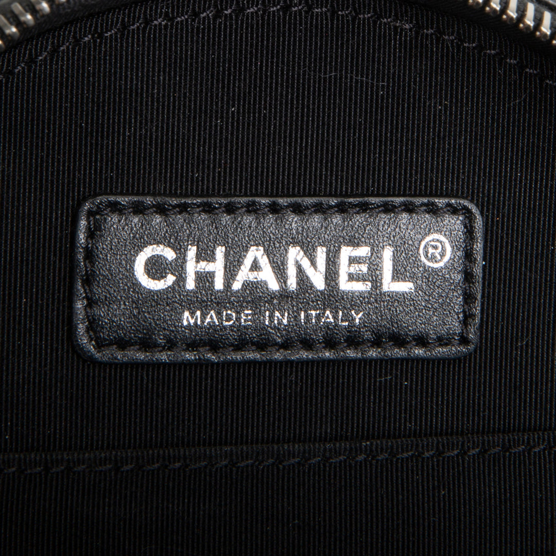 CHANEL Round as Earth Bag