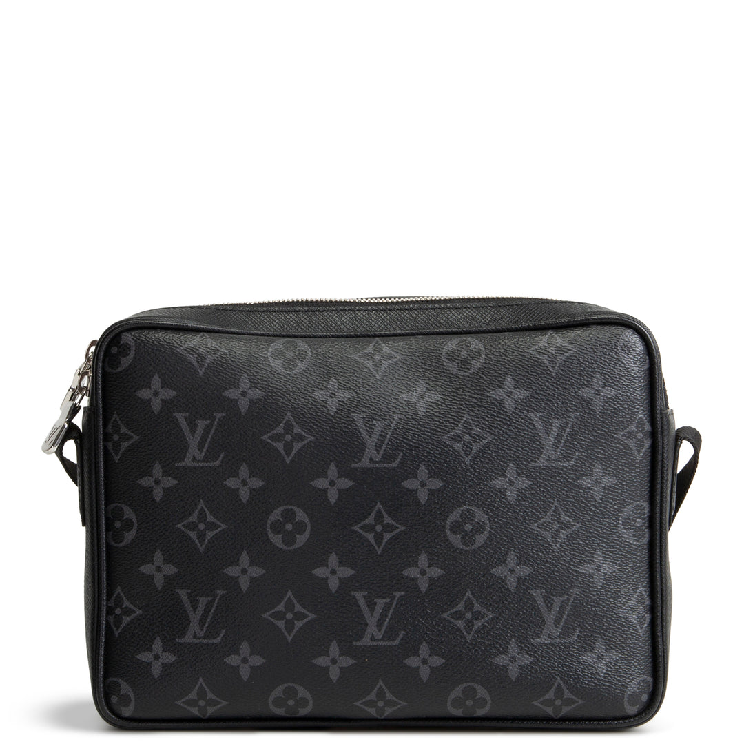 LOUIS VUITTON Taigarama Outdoor Messenger - Black