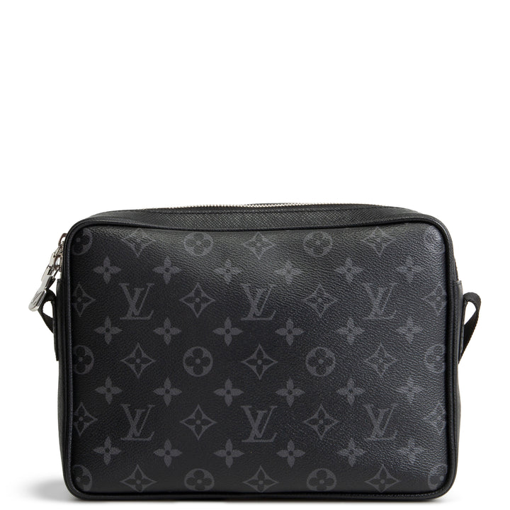 LOUIS VUITTON Taigarama Outdoor Messenger - Black