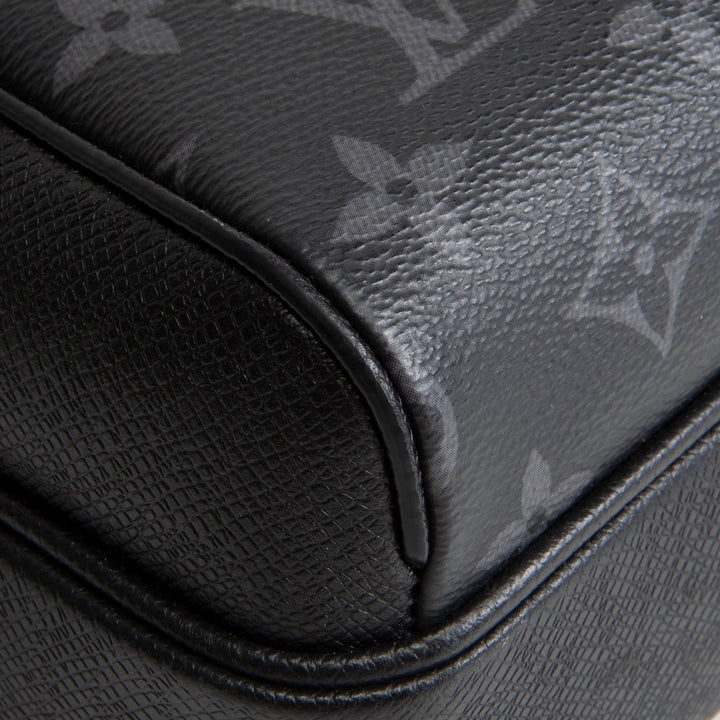 LOUIS VUITTON Taigarama Outdoor Messenger - Black