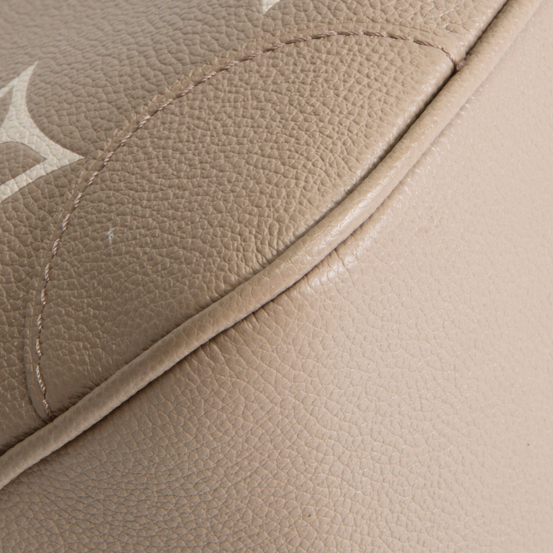 LOUIS VUITTON Giant Monogram Boulogne - Dove Gray/Cream